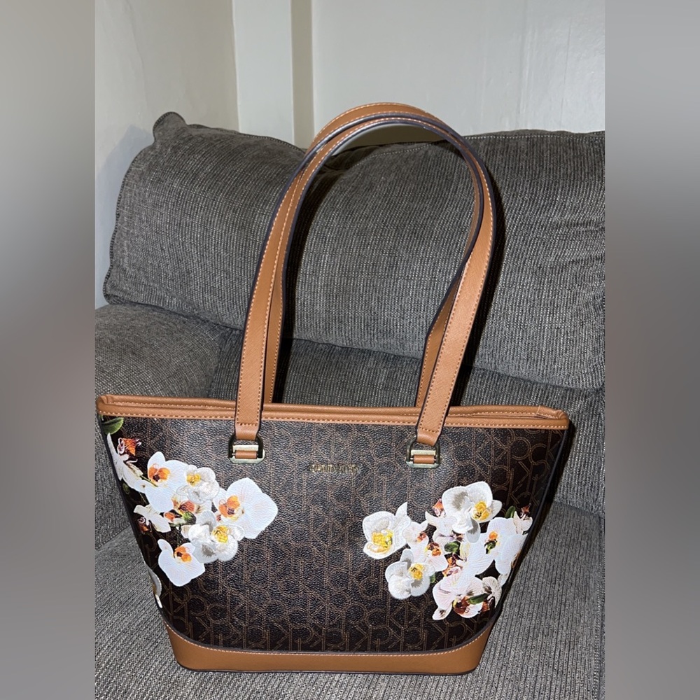 Calvin Klein embroidered floral purse